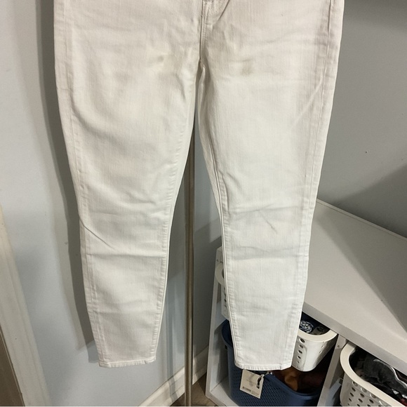 J. Crew White Wash 9" Toothpick Jeans Size 26 - Picture 5 of 15